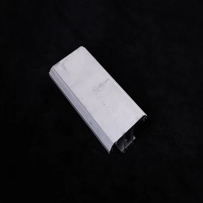 Milyen nyersanyag-beszerzési stratégiákat alkalmaz egy malomgyártó gyár?